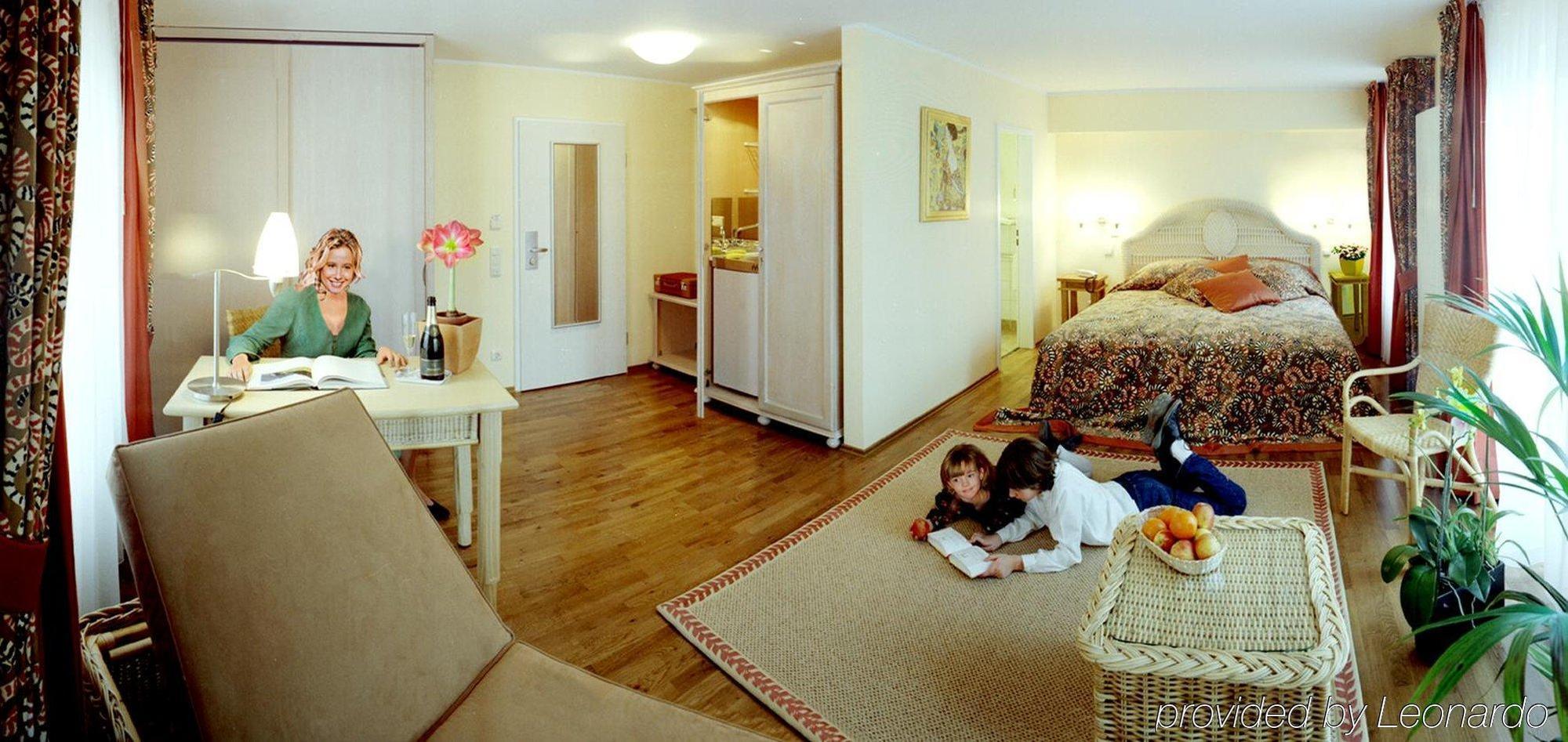 Hotel Henry Erding Chambre photo